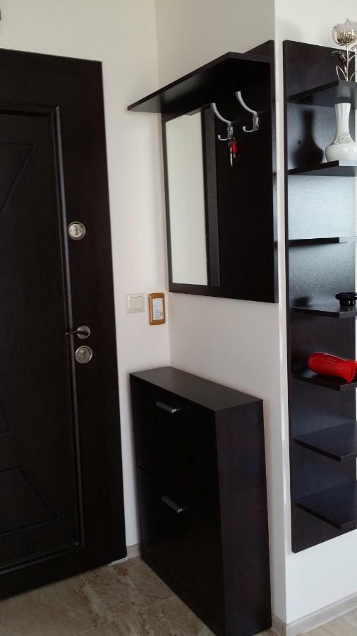 Студио Изгрев Burgas Esterno foto