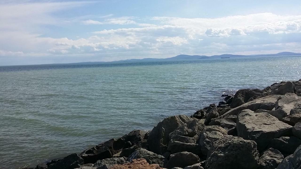 Студио Изгрев Burgas Esterno foto