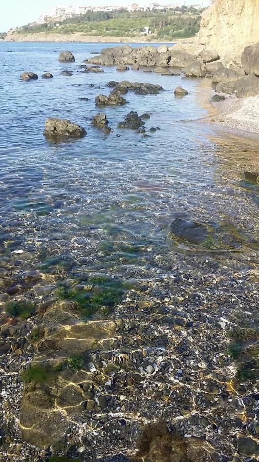 Студио Изгрев Burgas Esterno foto